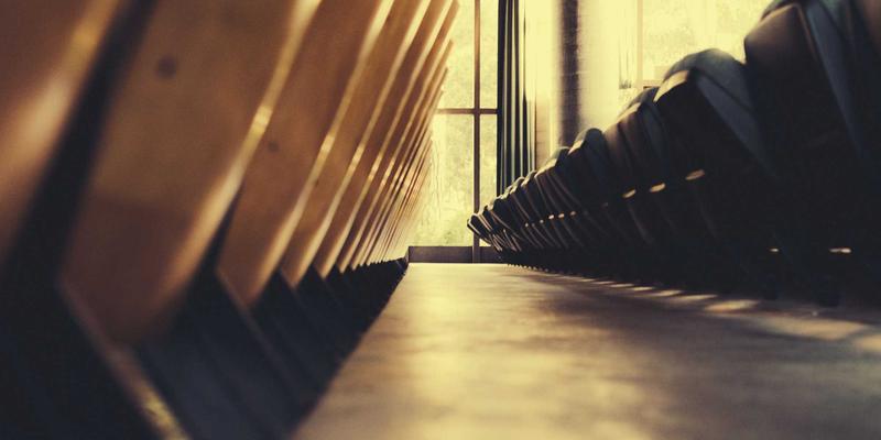 桑格利亚香料秘方全解析：肉桂、丁香与八角在冷泡与热饮中的黄金运用法则